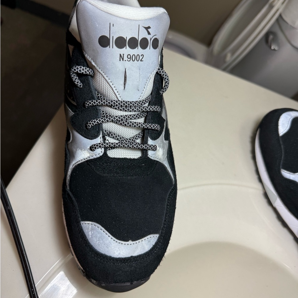 Diadora N9002 Raekwon Galaxy ๐ Black and White Men's Sneakers ๐ค๐ค๐ฌ ๐๐ค - Picture 16 of 17